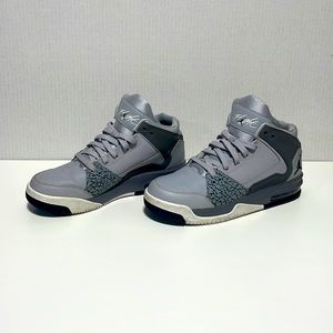 Nike Air Jordan Flight Shoed Wolf Gray White Youth Size 6Y